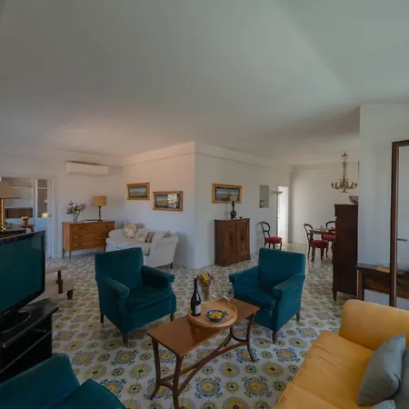 Le Terrazze Di Donna Anna Appartement